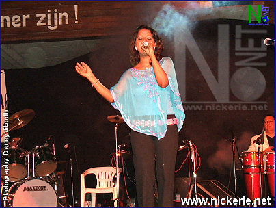 Johnny Lever Show- www.nickerie.net 01