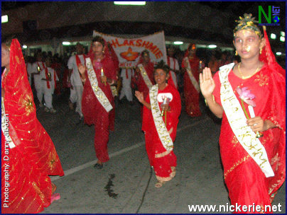 Divali 2005 nickerie 07