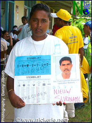 09 - Nieuw Suriname supporter