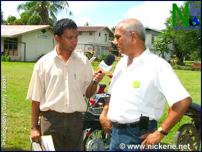 16 - Onvermoeibare Danny Jibodh interviewt Mahawat Khan