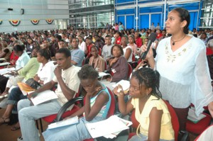 dWT foto / Werner Simons :Een moment tijdens het Nationaal Jeugdcongres waar de Surinaamse jongeren optimaal aan deel hebben genomen, afgelopen zaterdag in de Congreshal.-.