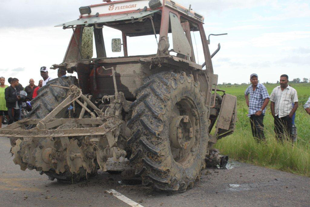 http://www.gfcnieuws.com/wp-content/uploads/2012/06/tractor.jpg
