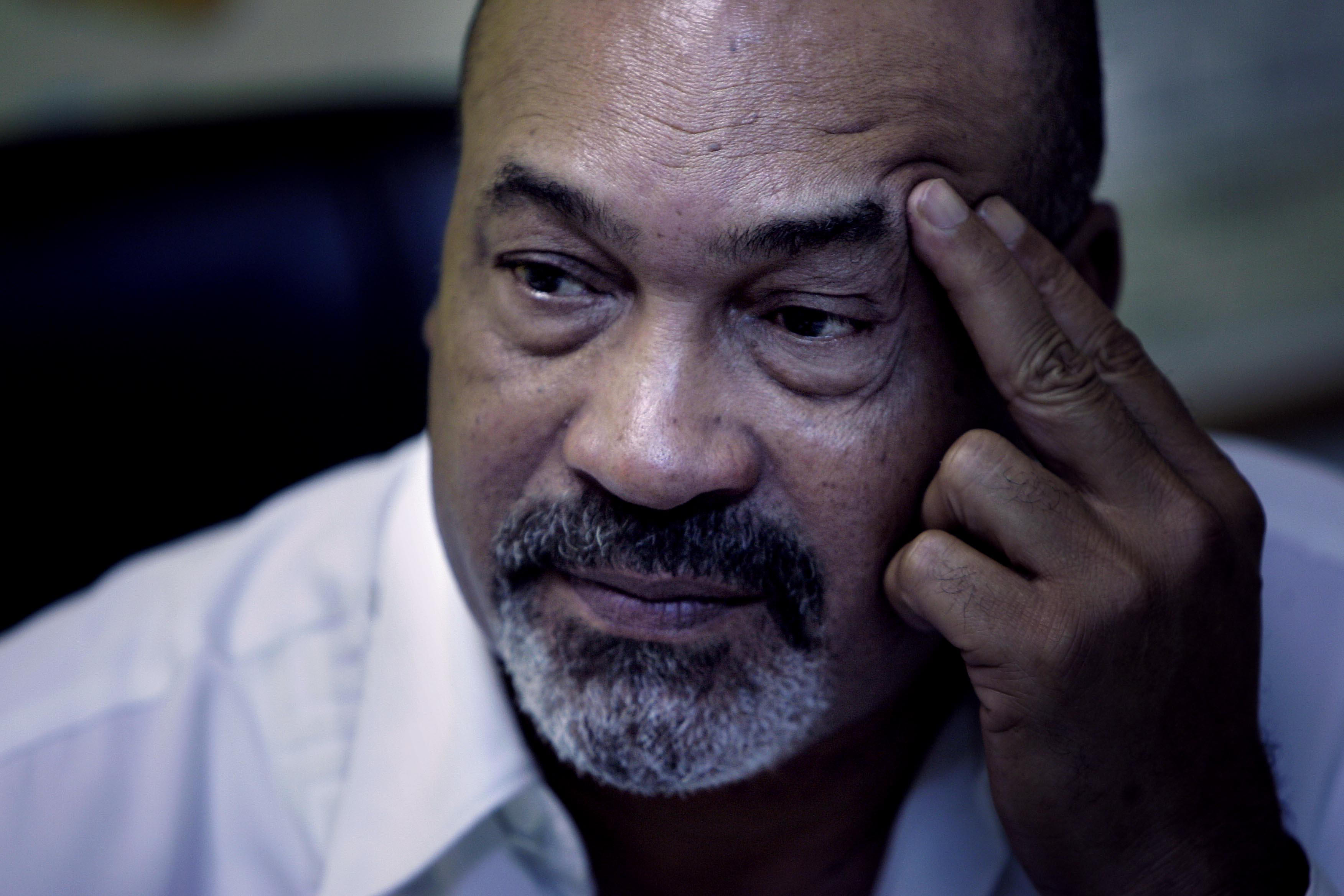 http://www.rnw.nl/data/files/images/lead/0407%20bouterse%20ANP-3060053.jpg