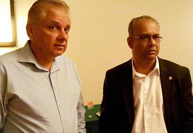Gilbert van Dijk, directeur Suriname Business Development Center en ambassadeur Albert Ramdin. 