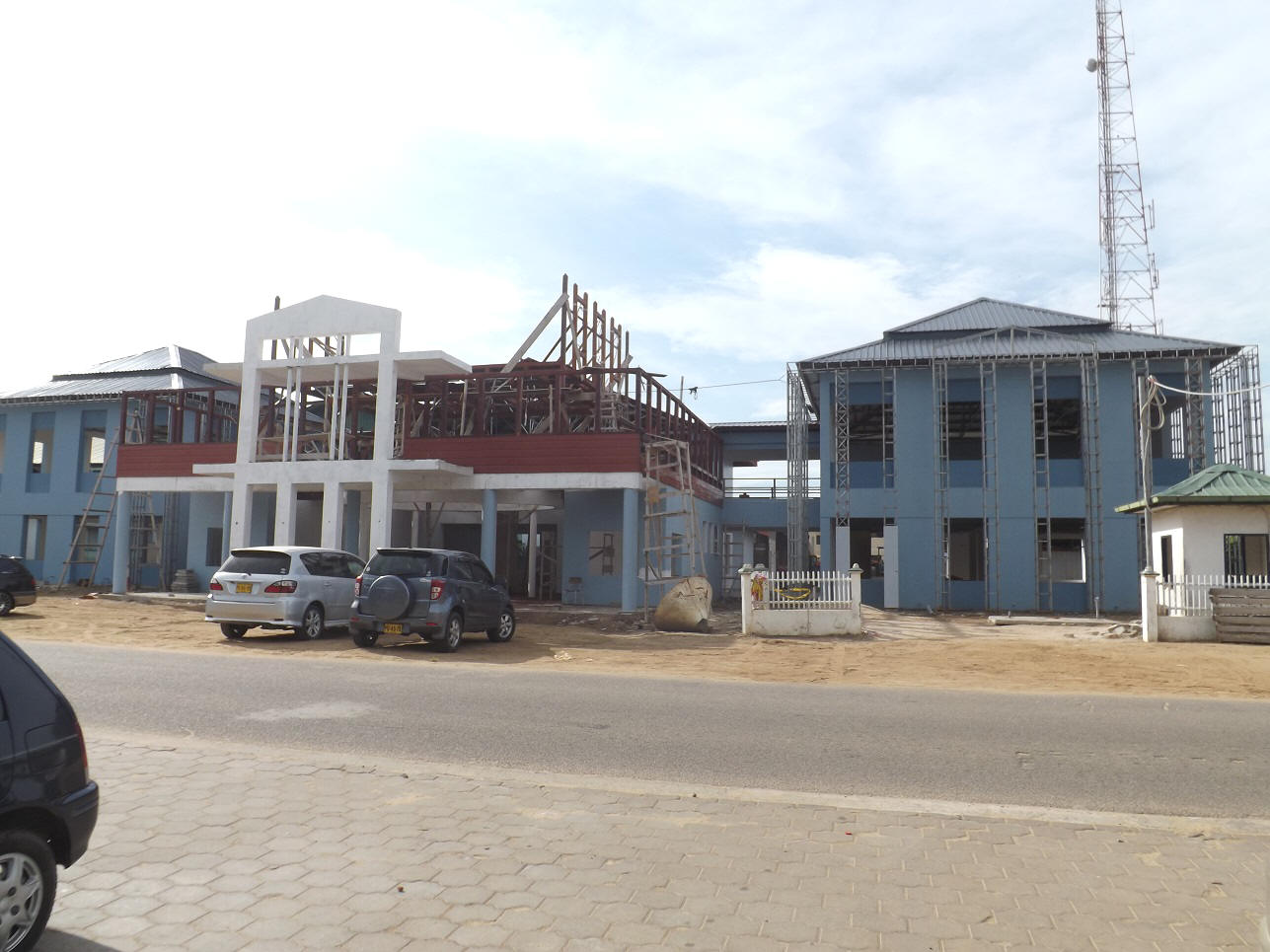 http://www.dbsuriname.com/dbsuriname/wp-content/uploads/2016/11/Nieuwbouw-distritctssecretariaat.1.jpg